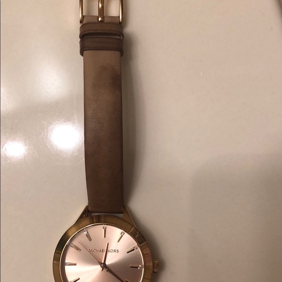 MK watch main image 4